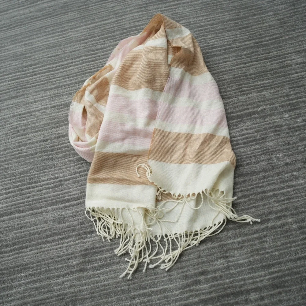 Banana Republic Scarf Striped White Pink‎ Brown Acrylic With Fringe 75x24 Inch